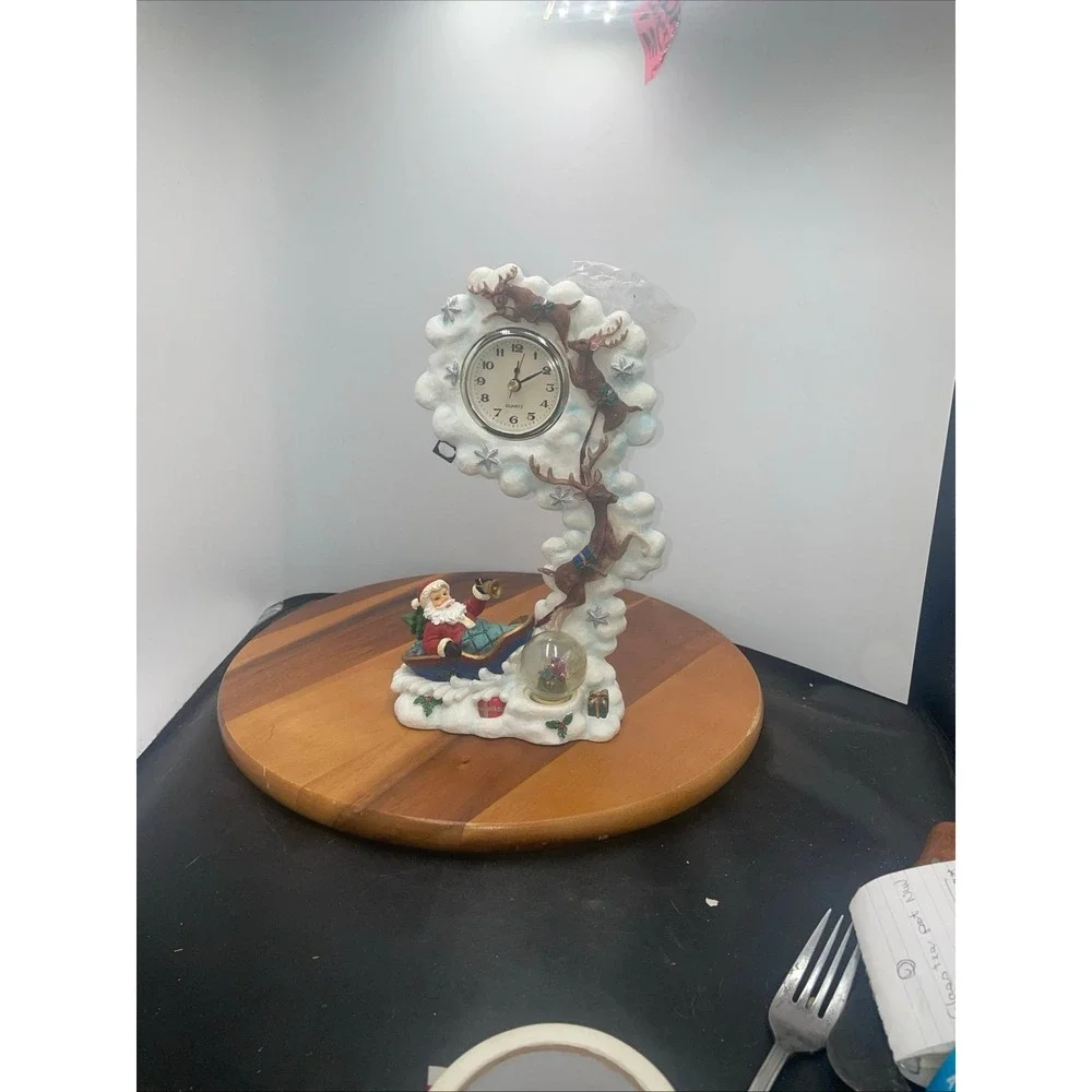 Vintage‎ Santa Mantel Clock